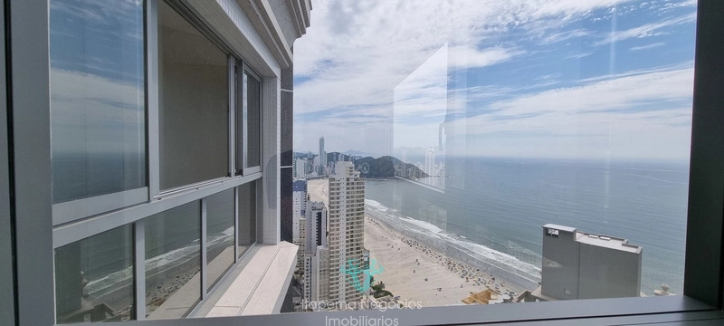 Apartamento 4 Suítes 3 Vagas - Balneário Camboriú: 27ª foto da galeria de imagens do imóvel