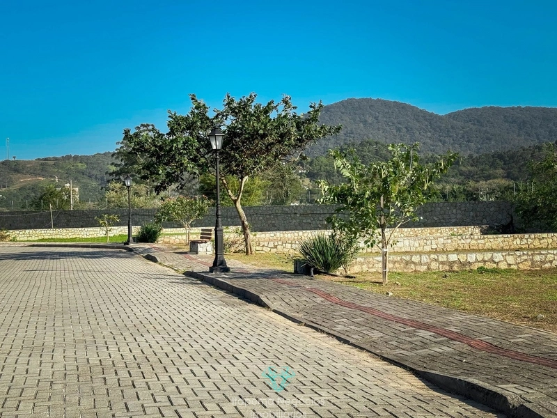 Lote á venda: 27ª foto da galeria de imagens do imóvel