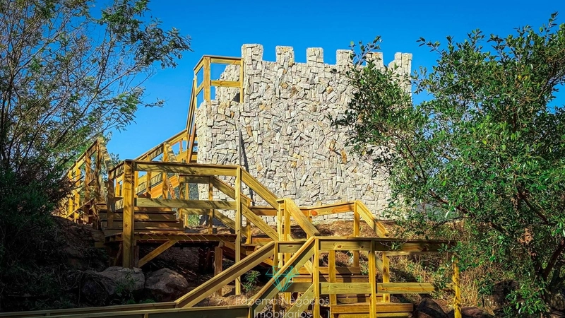 Lote á venda: 3ª foto da galeria de imagens do imóvel