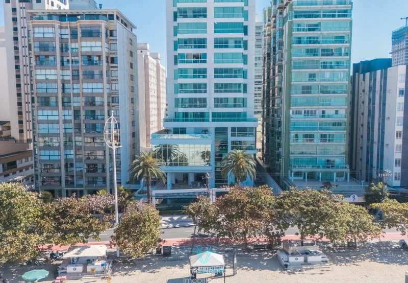Balneário Camboriú - Barra Norte FRENTE MAR 3 dormitórios (3 suítes): 2ª foto da galeria de imagens do imóvel