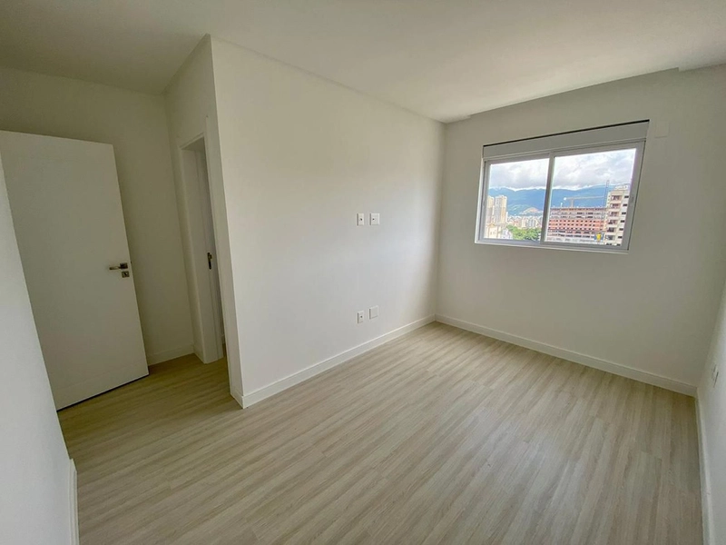 Apartamento para venda em Meia Praia - Pronto para morar - 2 suítes e  2 vagas de garagem: 5ª foto da galeria de imagens do imóvel