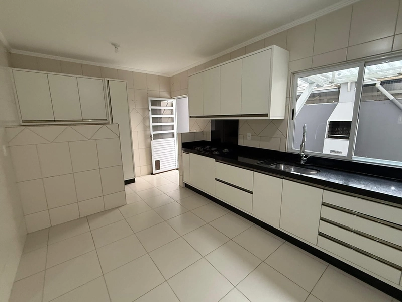 Sobrado à Venda – Conforto, Espaço e Funcionalidade: 6ª foto da galeria de imagens do imóvel