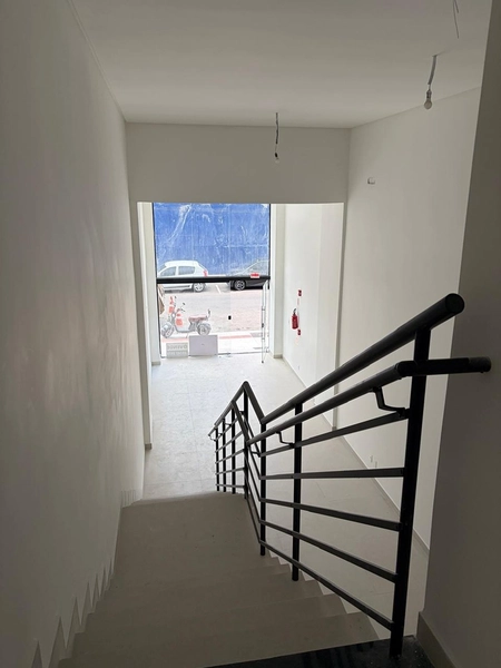 SALA COMERCIAL TÉRREA PARA LOCAÇÃO – MEIA PRAIA: 10ª foto da galeria de imagens do imóvel