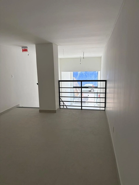 SALA COMERCIAL TÉRREA PARA LOCAÇÃO – MEIA PRAIA: 9ª foto da galeria de imagens do imóvel
