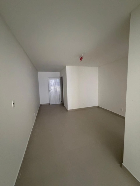 SALA COMERCIAL TÉRREA PARA LOCAÇÃO – MEIA PRAIA: 13ª foto da galeria de imagens do imóvel