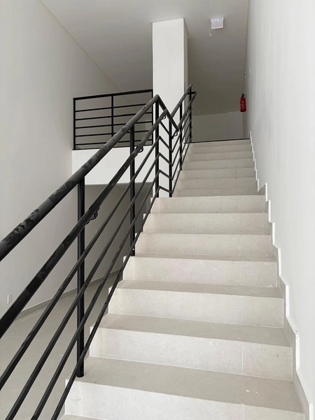 SALA COMERCIAL TÉRREA PARA LOCAÇÃO – MEIA PRAIA: 7ª foto da galeria de imagens do imóvel