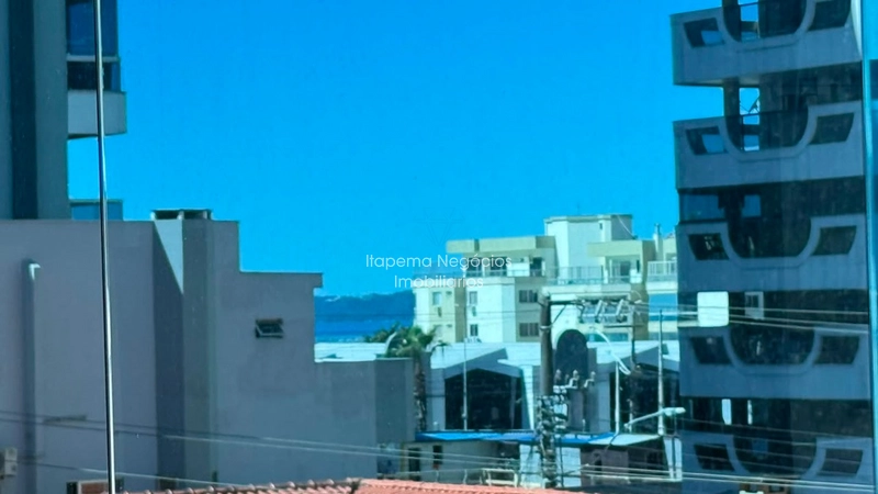 AMPLO APARTAMENTO DIFERENCIADO NA MEIA PRAIA – A 400M DO MAR: 15ª foto da galeria de imagens do imóvel