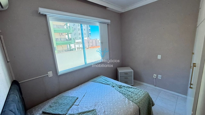 AMPLO APARTAMENTO DIFERENCIADO NA MEIA PRAIA – A 400M DO MAR: 23ª foto da galeria de imagens do imóvel