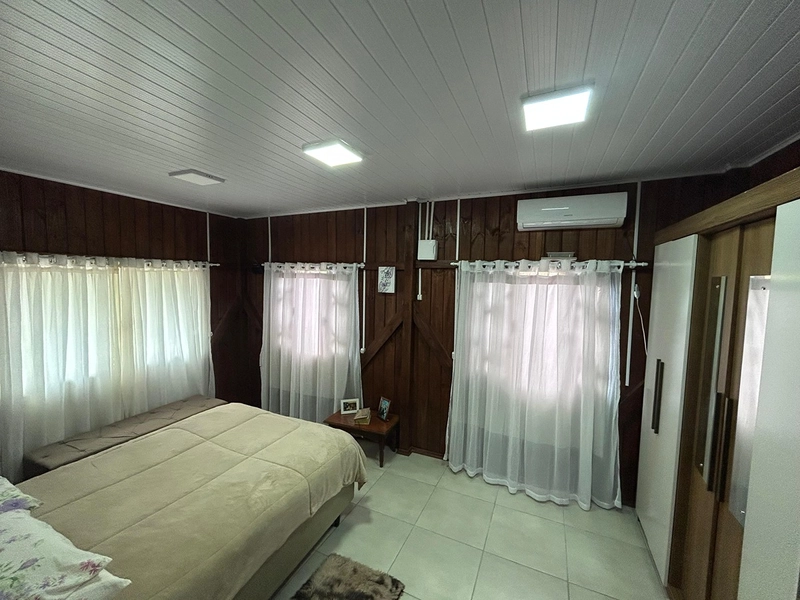 OPORTUNIDADE ÚNICA – SÍTIO COMPLETO COM 3 CASAS E AMPLO TERRENO: 13ª foto da galeria de imagens do imóvel