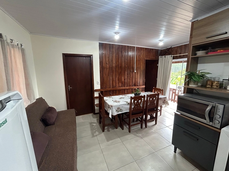 OPORTUNIDADE ÚNICA – SÍTIO COMPLETO COM 3 CASAS E AMPLO TERRENO: 7ª foto da galeria de imagens do imóvel