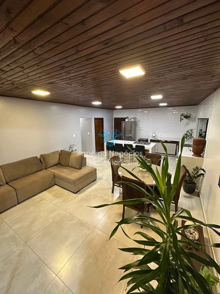 OPORTUNIDADE ÚNICA – SÍTIO COMPLETO EM APIÚNA COM 3 CASAS E AMPLO TERRENO!: 21ª foto da galeria de imagens do imóvel