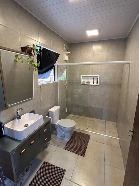 OPORTUNIDADE ÚNICA – SÍTIO COMPLETO COM 3 CASAS E AMPLO TERRENO: 14ª foto da galeria de imagens do imóvel