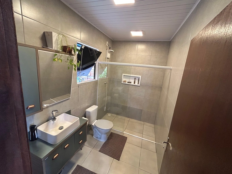 OPORTUNIDADE ÚNICA – SÍTIO COMPLETO COM 3 CASAS E AMPLO TERRENO: 15ª foto da galeria de imagens do imóvel