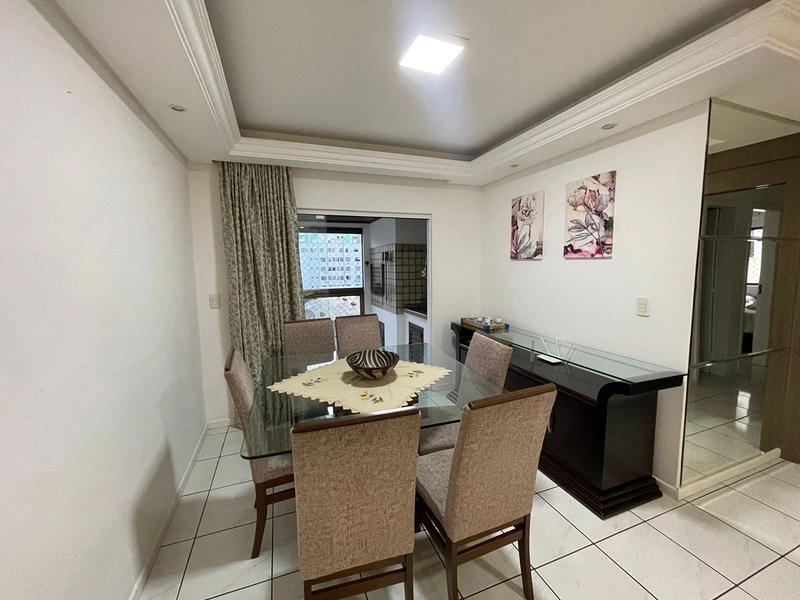 APARTAMENTO MOBILIADO QUADRA MAR PARA LOCAÇÃO - MEIA PRAIA: 5ª foto da galeria de imagens do imóvel