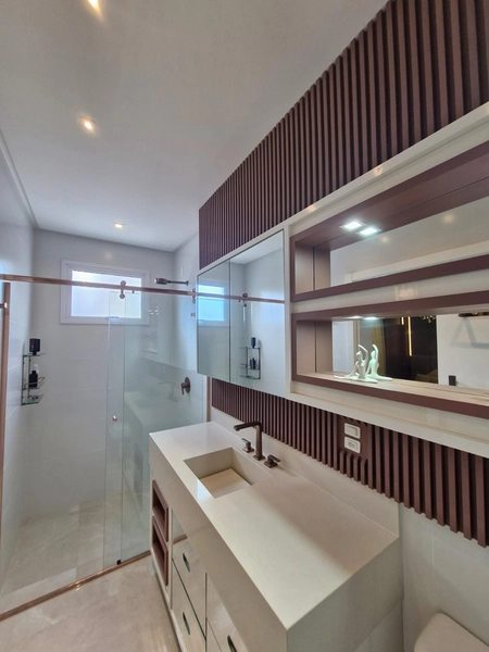 Apartamento à venda na Meia Praia – Segunda quadra: 13ª foto da galeria de imagens do imóvel