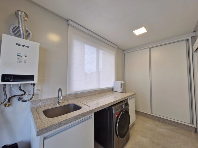 Apartamento à venda na Meia Praia – Segunda quadra: 18ª foto da galeria de imagens do imóvel