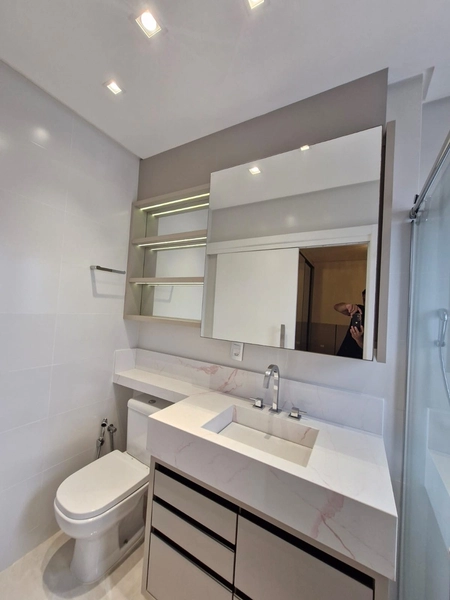 Apartamento à venda na Meia Praia – Segunda quadra: 12ª foto da galeria de imagens do imóvel