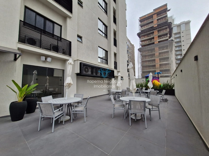 FLAT À VENDA – MEIA PRAIA | QUADRA MAR: 30ª foto da galeria de imagens do imóvel