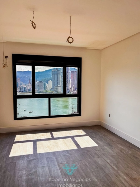 CASA ALTO PADRÃO 4 SUÍTES, 440m² ÚTIL !!: 39ª foto da galeria de imagens do imóvel