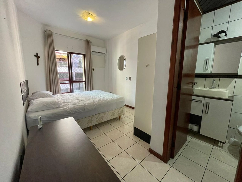 OPORTUNIDADE NA QUADRA DO MAR!: 11ª foto da galeria de imagens do imóvel