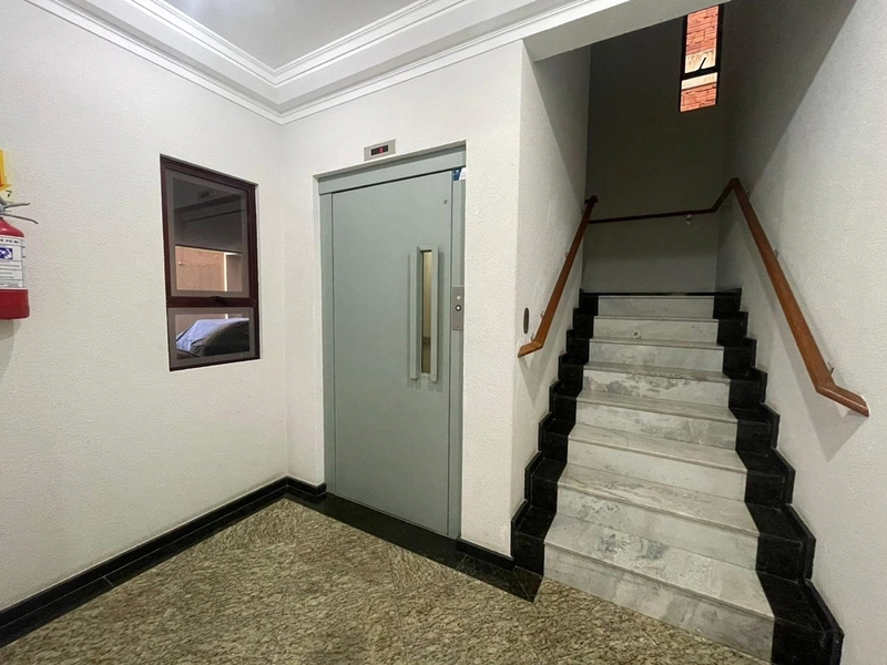 OPORTUNIDADE NA QUADRA DO MAR!: 3ª foto da galeria de imagens do imóvel