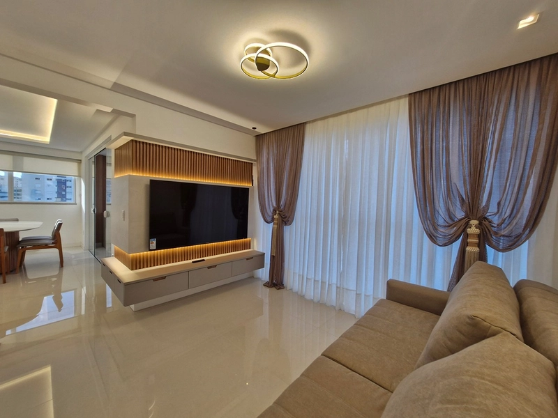 Apartamento - 03 Suítes - 03 Vagas de Garagem, Frente Avenida Nereu Ramos. : 44ª foto da galeria de imagens do imóvel