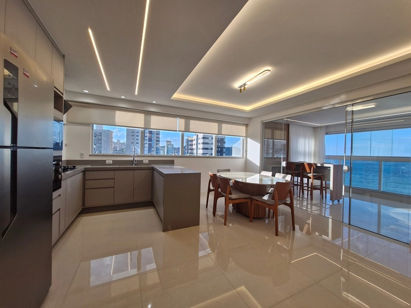 Apartamento - 03 Suítes - 03 Vagas de Garagem, Frente Avenida Nereu Ramos. : 31ª foto da galeria de imagens do imóvel