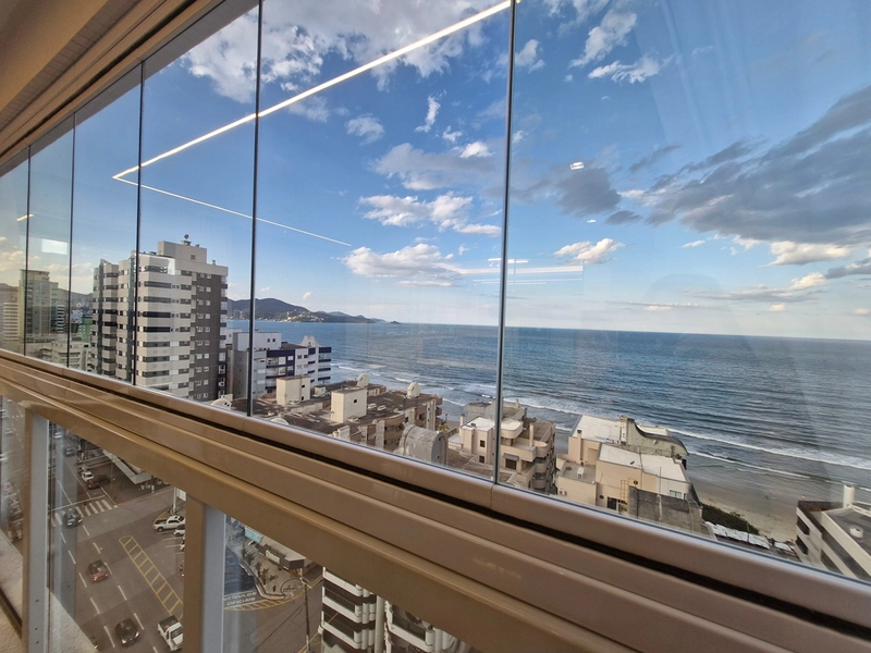 Apartamento - 03 Suítes - 03 Vagas de Garagem, Frente Avenida Nereu Ramos. : 41ª foto da galeria de imagens do imóvel