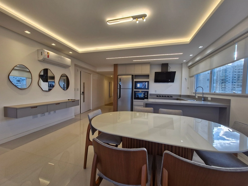 Apartamento - 03 Suítes - 03 Vagas de Garagem, Frente Avenida Nereu Ramos. : 23ª foto da galeria de imagens do imóvel