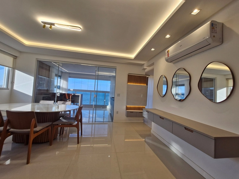 Apartamento - 03 Suítes - 03 Vagas de Garagem, Frente Avenida Nereu Ramos. : 21ª foto da galeria de imagens do imóvel