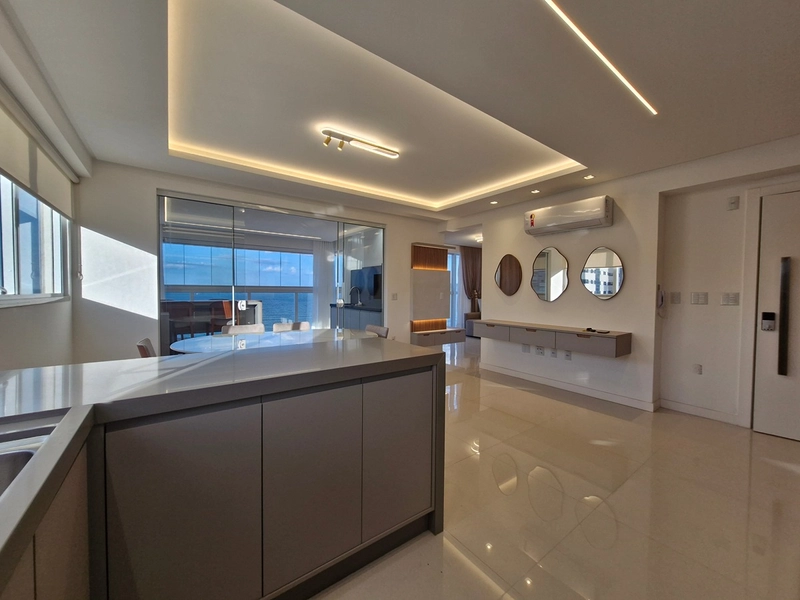 Apartamento - 03 Suítes - 03 Vagas de Garagem, Frente Avenida Nereu Ramos. : 22ª foto da galeria de imagens do imóvel