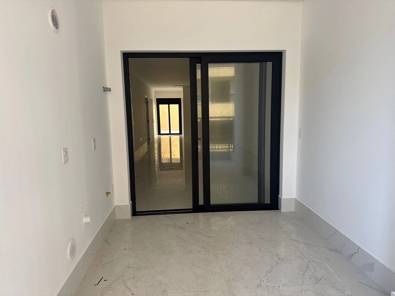 Apartamento Lateral Mar com 4 Suítes no Centro – Alto Padrão: 13ª foto da galeria de imagens do imóvel