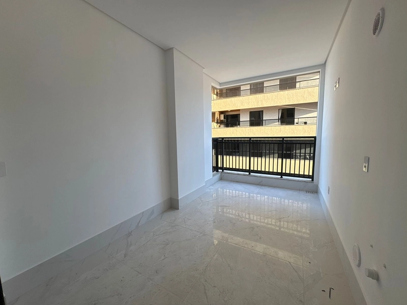 Apartamento Lateral Mar com 4 Suítes no Centro – Alto Padrão: 5ª foto da galeria de imagens do imóvel