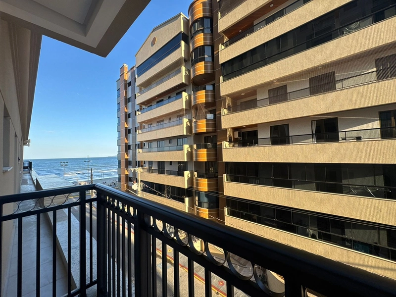 Apartamento Lateral Mar com 4 Suítes no Centro – Alto Padrão: 3ª foto da galeria de imagens do imóvel