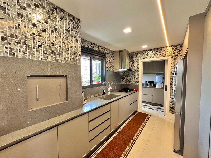 Apartamento Finamente Mobiliado em Balneário Camboriú: 7ª foto da galeria de imagens do imóvel