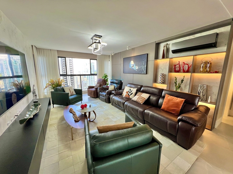 Apartamento Finamente Mobiliado em Balneário Camboriú: 3ª foto da galeria de imagens do imóvel