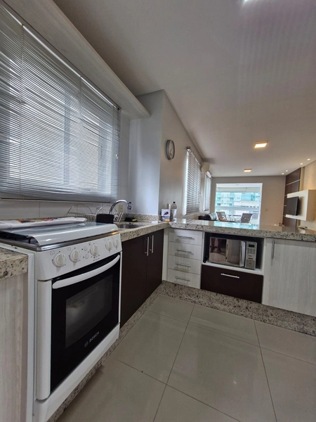 Apartamento quadra mar, para locação anual.: 23ª foto da galeria de imagens do imóvel