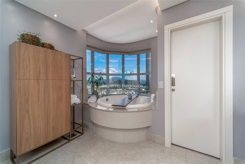 A VENDA | APARTAMENTO EM BALNEÁRIO CAMBORIÚ: 31ª foto da galeria de imagens do imóvel