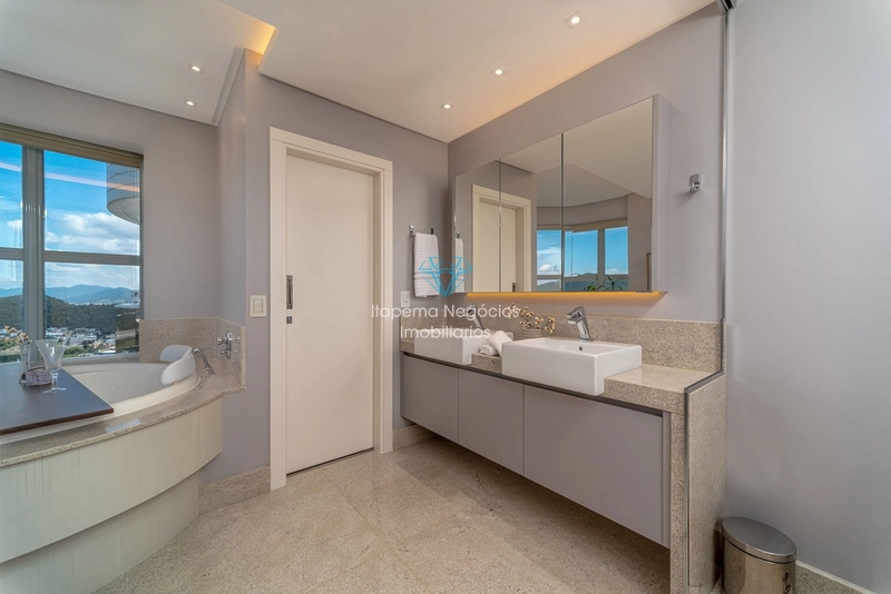A VENDA | APARTAMENTO EM BALNEÁRIO CAMBORIÚ: 32ª foto da galeria de imagens do imóvel