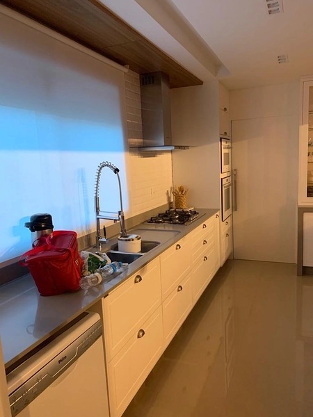 Apartamento a venda em Itapema com 4 quartos, sendo 4 suítes e 3 vagas de garagem.: 5ª foto da galeria de imagens do imóvel