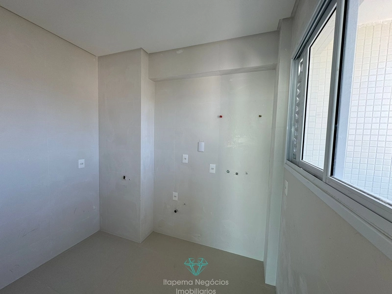 Duplex - 4 Suítes, sendo 2 demi e 1 master, 3 Vagas .: 5ª foto da galeria de imagens do imóvel
