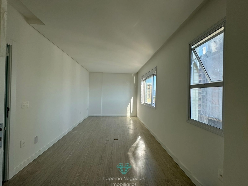Duplex - 4 Suítes, sendo 2 demi e 1 master, 3 Vagas .: 13ª foto da galeria de imagens do imóvel