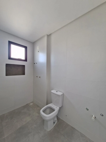 2 Suítes + 2 Vagas em Meia Praia: 16ª foto da galeria de imagens do imóvel