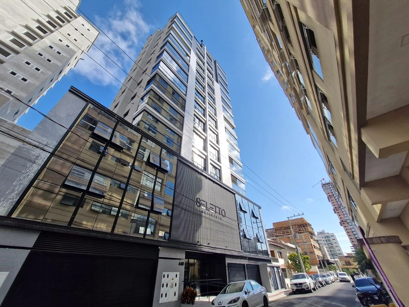 2 Suítes + 2 Vagas em Meia Praia: 32ª foto da galeria de imagens do imóvel