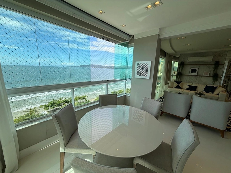 Apartamento 4 Dormitórios Sendo 4 Suítes - Frente para o mar.: 3ª foto da galeria de imagens do imóvel