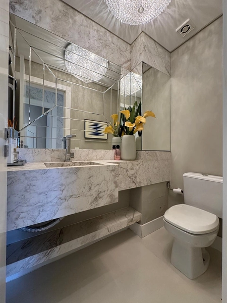 Apartamento 4 Dormitórios Sendo 4 Suítes - Frente para o mar.: 25ª foto da galeria de imagens do imóvel