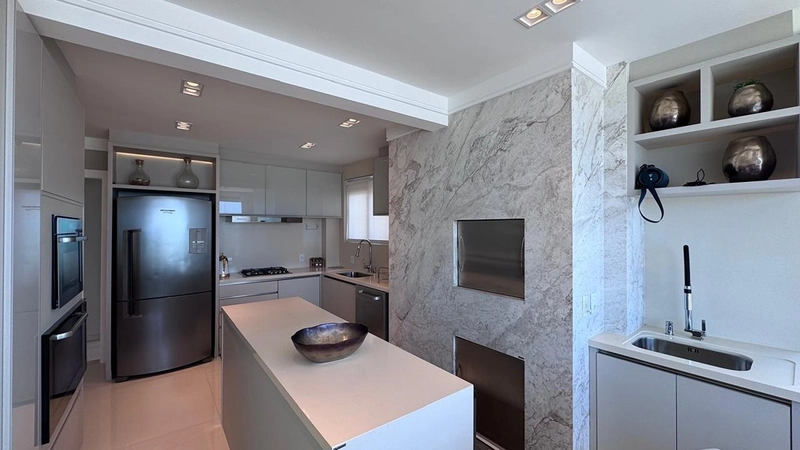 Apartamento 4 Dormitórios Sendo 4 Suítes - Frente para o mar.: 9ª foto da galeria de imagens do imóvel