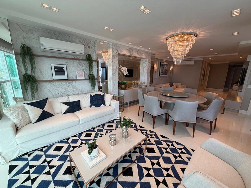 Apartamento 4 Dormitórios Sendo 4 Suítes - Frente para o mar.: 12ª foto da galeria de imagens do imóvel