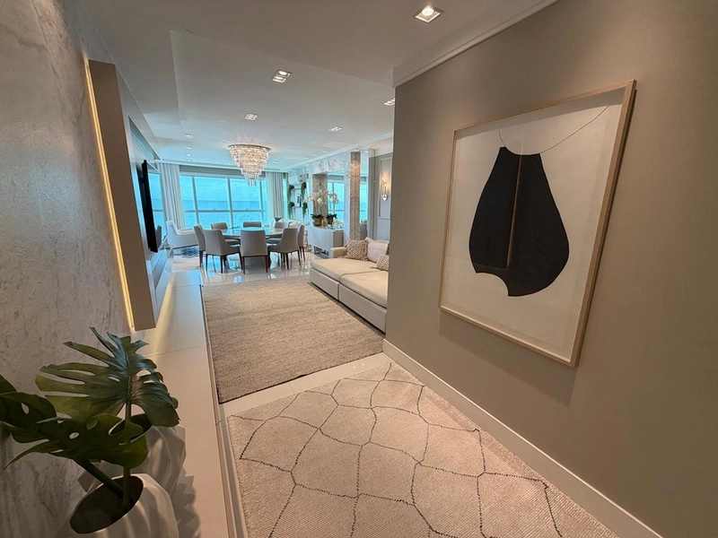 Apartamento 4 Dormitórios Sendo 4 Suítes - Frente para o mar.: 11ª foto da galeria de imagens do imóvel