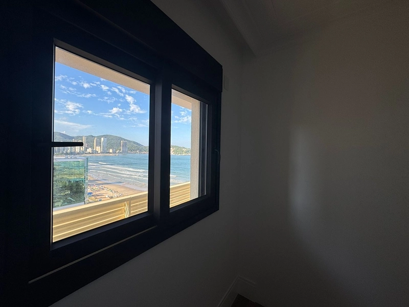 Sofisticação Frente Mar no Centro – 4 Suítes: 22ª foto da galeria de imagens do imóvel